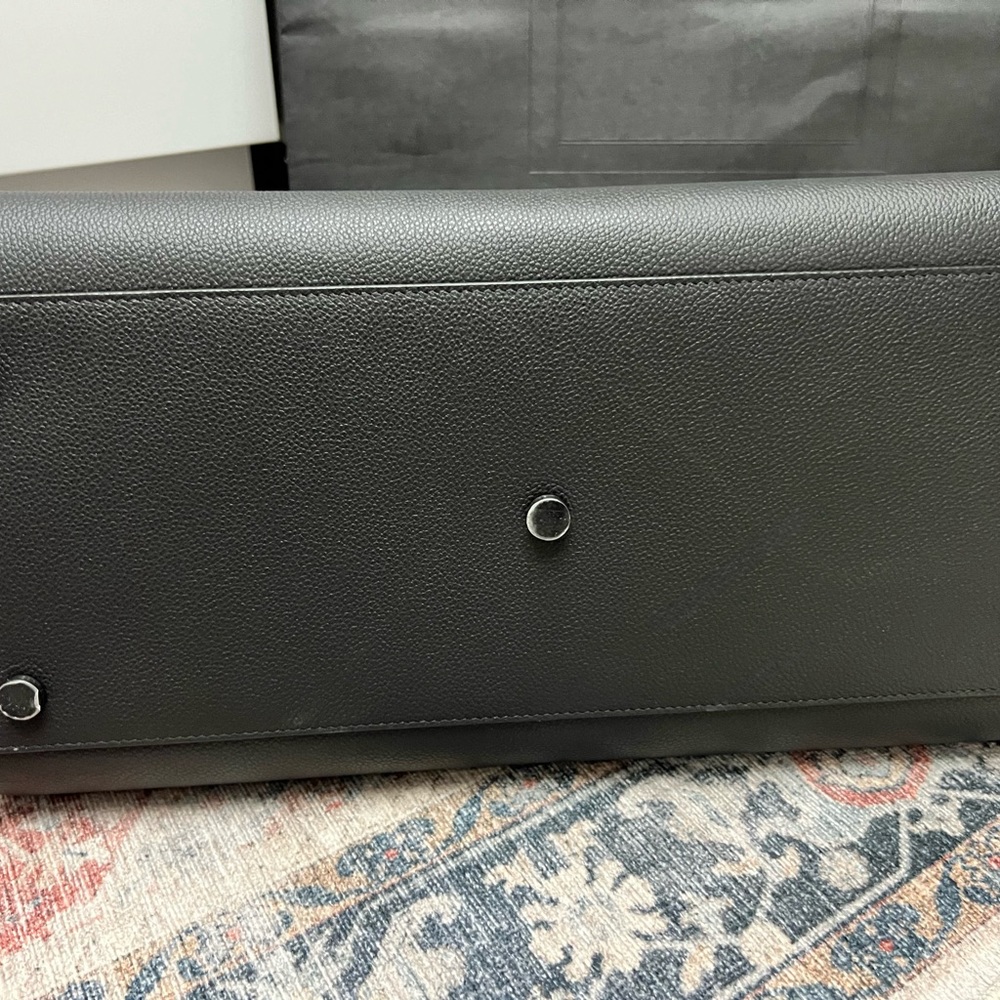 SAINT LAURENT Sac du Jour (Large in Grained Leather) - Picture 10 of 13